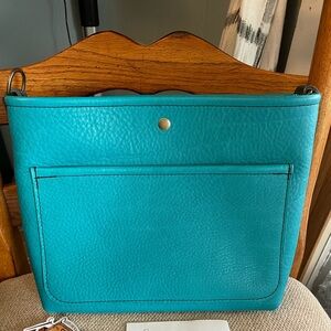Go Forth Goods Leather Avery in Turquoise